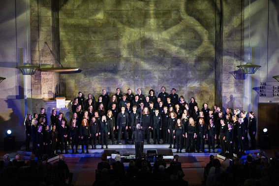 Beleuchtug Chorkonzert Petruskirche Bern